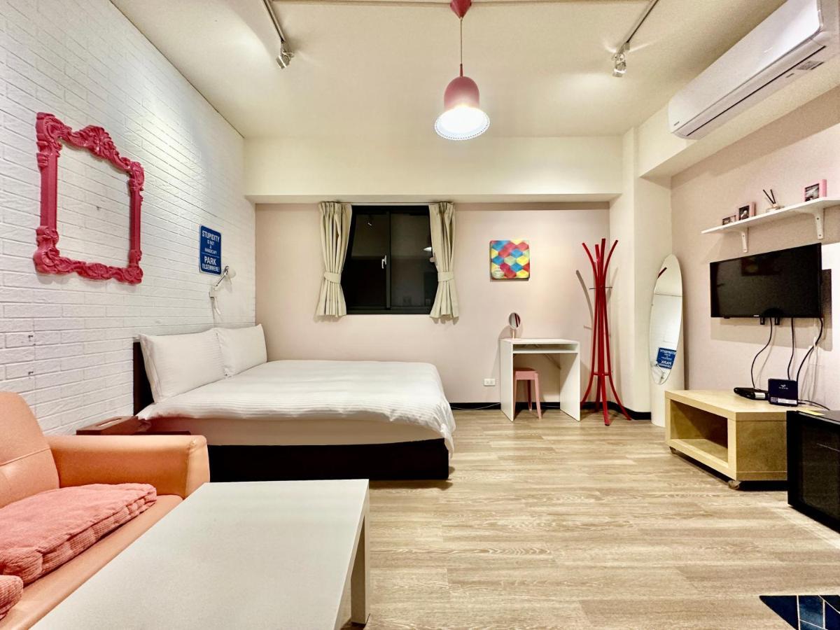 御旅 Inn Тайчжун Экстерьер фото