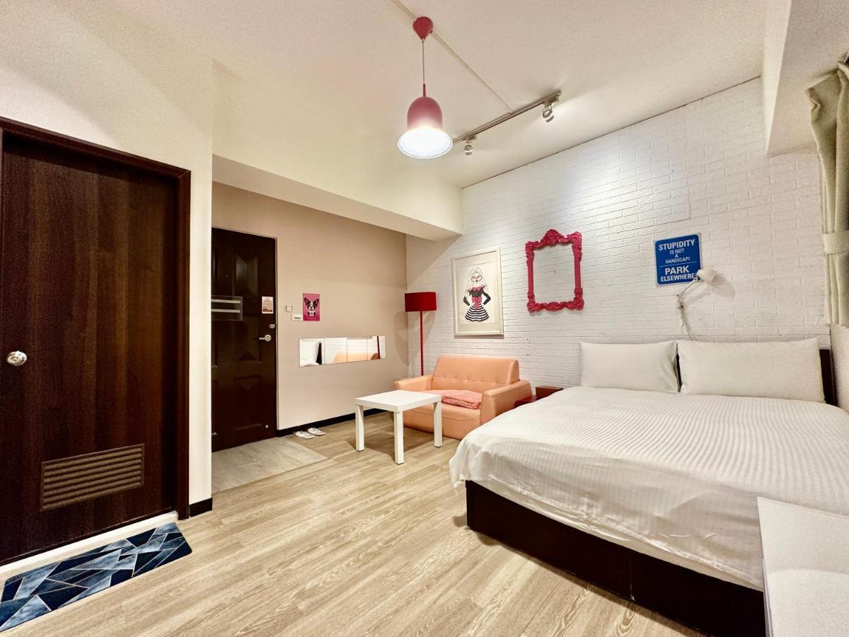 御旅 Inn Тайчжун Экстерьер фото