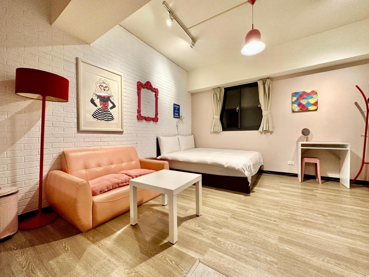 御旅 Inn Тайчжун Экстерьер фото